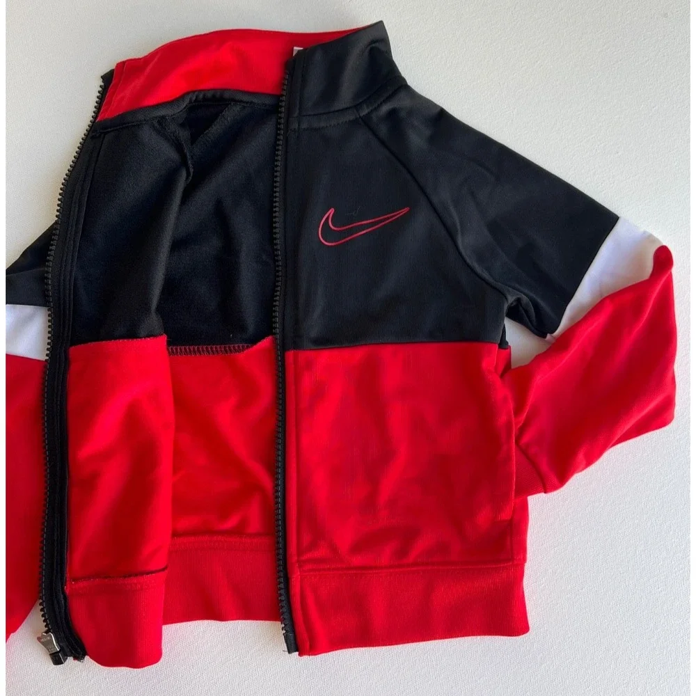 Nike toddler track